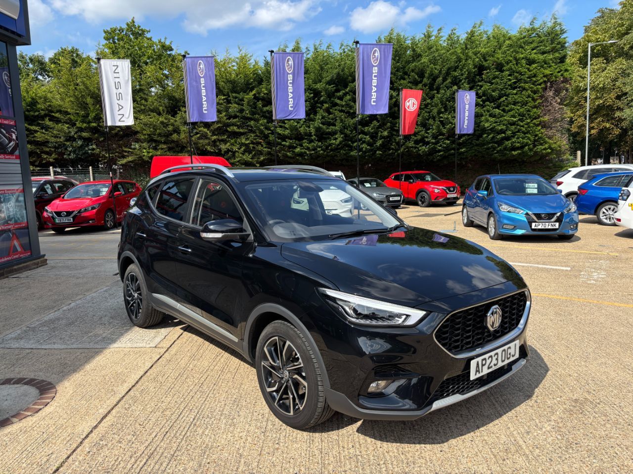 2023 MG ZS