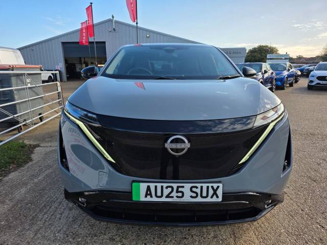 2025 Nissan Ariya 225kw Evolve 87kwh 22kwch E-4orce