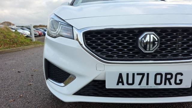 2021 MG MG3 Exclusive NAV