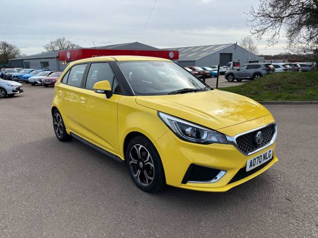 MG MG3 1.5 Exclusive Hatchback Petrol Yellow