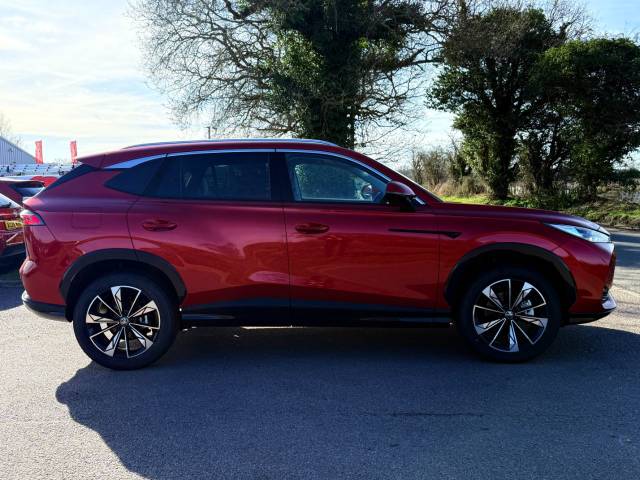 2025 MG HS MY24 Trophy