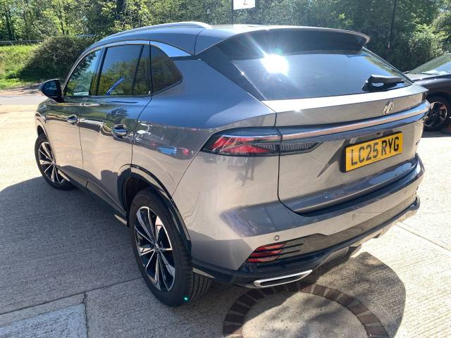 2025 MG HS 1.5 Trophy Auto