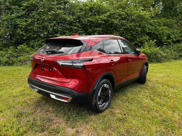 2026 Nissan Qashqai 1.3 Dig-T MH N-Connecta Glass Roof