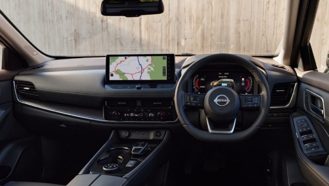 NISSAN X-Trail - 