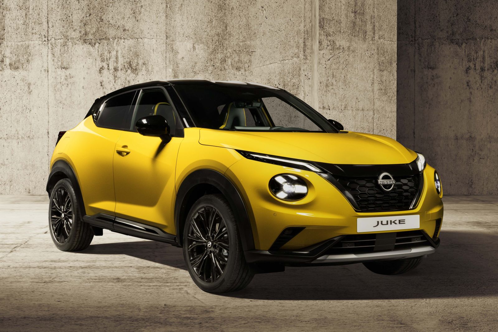NISSAN JUKE 1.6 Hybrid Tekna+ 5dr Auto